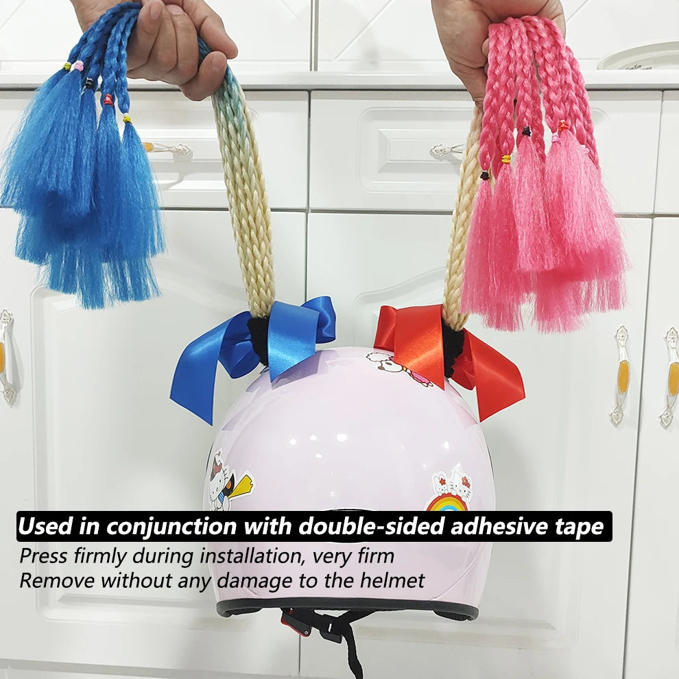 Tranças para capacete com ventosas e laços para motociclistas.